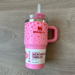🆕 Stanley 20 oz Stainless Steel H2.0 Flowstate Quencher Tumbler - Sweet Hearts